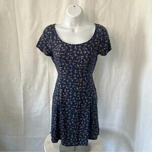 Forever 21 Woman’s Blue Floral Pretty Girl Dress